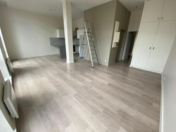 A LOUER : T3 à LILLE • place de la République - Lille • 1 490 € CC • Réf. 6191