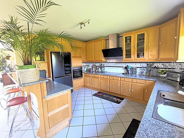 Maison Gournay-en-Bray 7 pièce(s) 187 m2