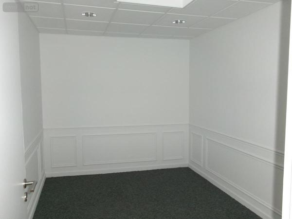 Fonds et/ou murs commerciaux à louer à Béthune dans le Pas-de-Calais (62400), ref : 62023-L1412