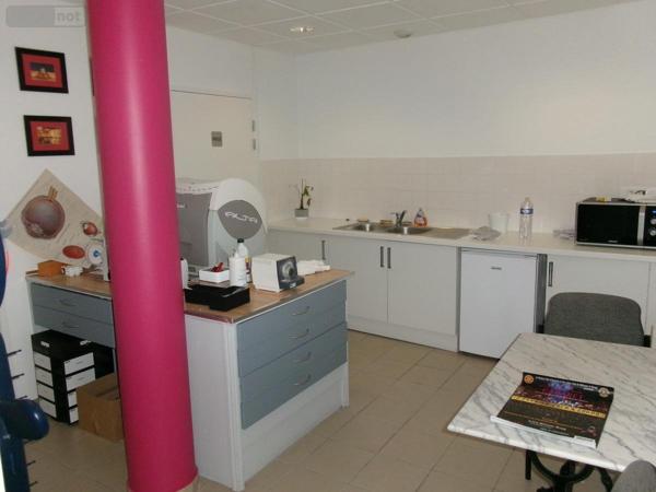 Fonds et/ou murs commerciaux à louer à Béthune dans le Pas-de-Calais (62400), ref : 62023-L1412