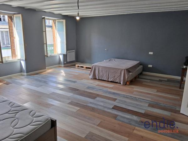 VENTE d'une maison T6 (160 m²) à CULAN