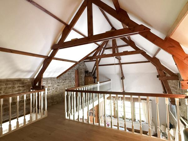 Wimille (62126) Belle demeure ancienne sur un parc de 7 500m² avec dépendance et piscine.