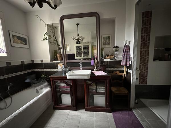 BELLE MAISON  ATYPIQUE