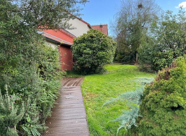 BELLE MAISON  ATYPIQUE