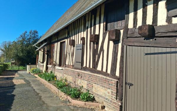 Maison à louer    3 pièces •  Surville