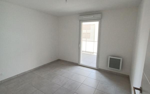 Appartement à louer    3 pièces •  Istres