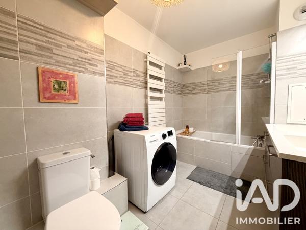 Appartement à vendre 4 pièces 75,02 m² Châtenay-Malabry