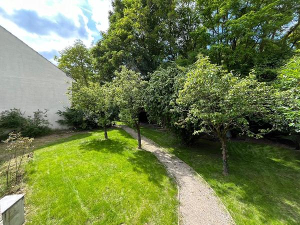 Auvers-sur-Oise – Maison familiale sur terrain de 1 651 m² avec réserve foncière