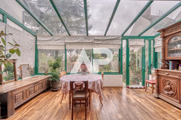 Maison Rueil Malmaison 7 pièce(s) 165m2 1 149 000 € **  - Référence  19572