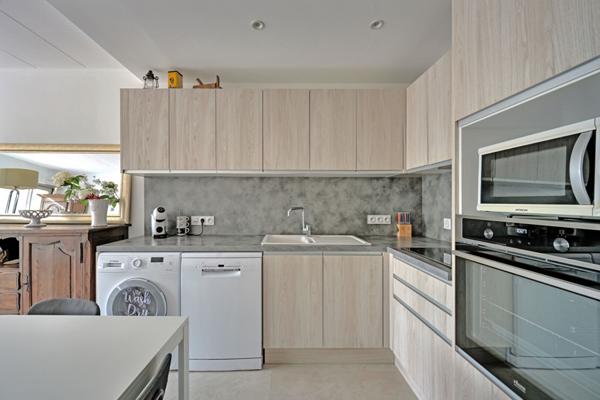 Échappée Belle face au Port : 3 pièces avec vue sur port et voiliers