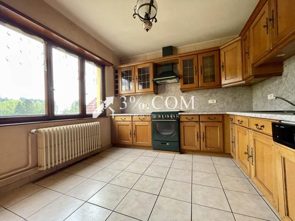 Maison 8 pièce(s) 5 chambre(s) 204 m²