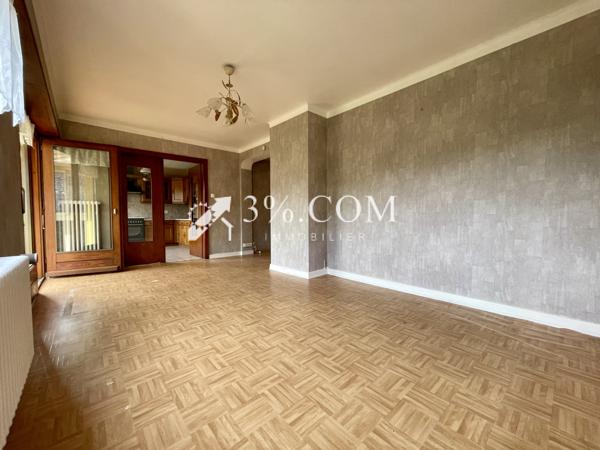 Maison 8 pièce(s) 5 chambre(s) 204 m²