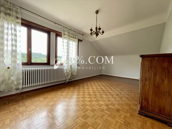Maison 8 pièce(s) 5 chambre(s) 204 m²