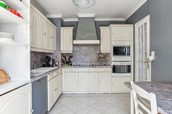 Maison à vendre 7 pièces VERT-SAINT-DENIS (77)