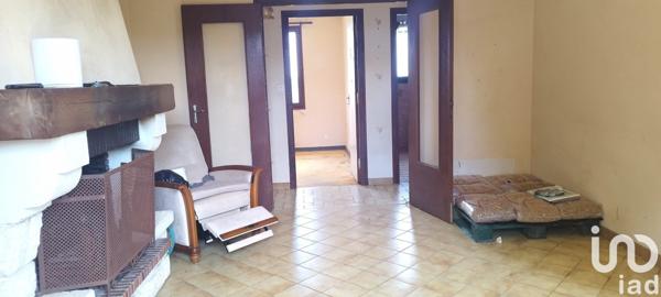 Maison 4 pièces de 73 m² à Mervent (85200)