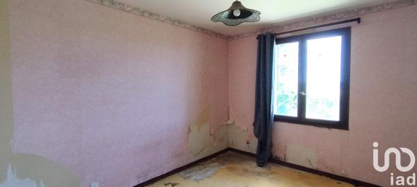 Maison 4 pièces de 73 m² à Mervent (85200)