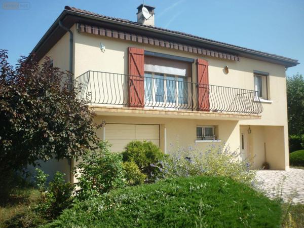 Maison individuelle à vendre à Issoire dans le Puy-de-Dôme (63500), ref : 13385/170   
ISSOIRE