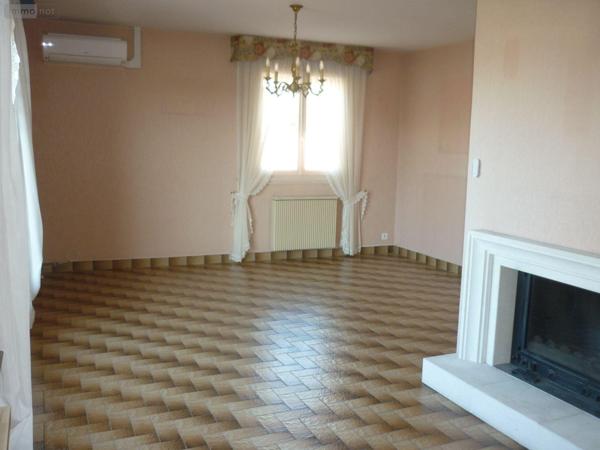 Maison individuelle à vendre à Issoire dans le Puy-de-Dôme (63500), ref : 13385/170   
ISSOIRE