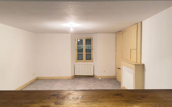 Appartement à louer    2 pièces • 48 m2 Saint-Junien