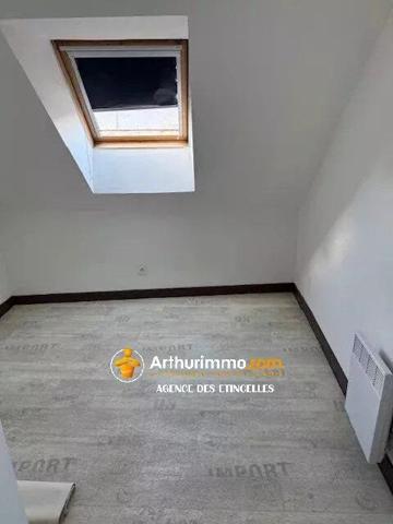 Location                                                      Appartement
                        
                     3 pièces                      40 m2                     à Martigné-Ferchaud