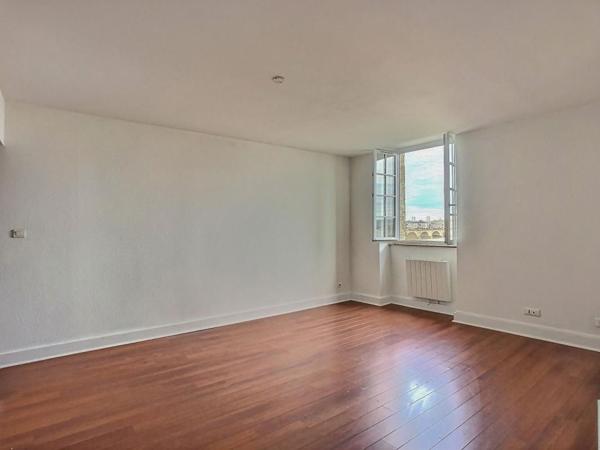 Vente T2 44m2 BORDEAUX (33800)