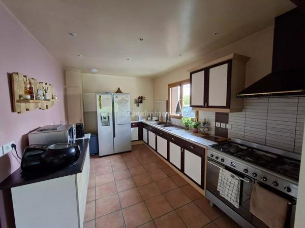 Vente                                                      Maison
                        
                     5 pièces                      153 m2                     à Gisors