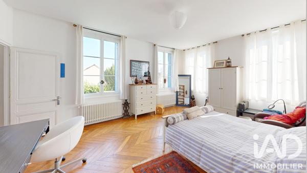 Murs commerciaux  à vendre 380 m² Villenoy