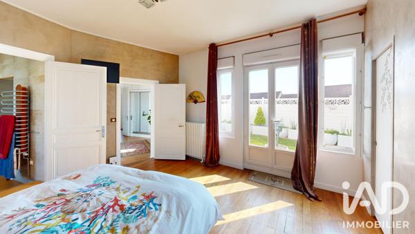Murs commerciaux  à vendre 380 m² Villenoy