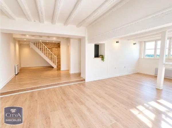 Maison à louer 3 pièces 111.4m² Loudun (86200)