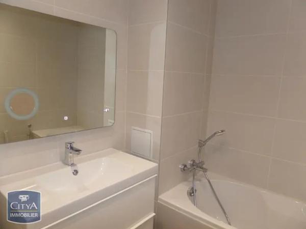 Appartement à louer 3 pièces 67.46m²