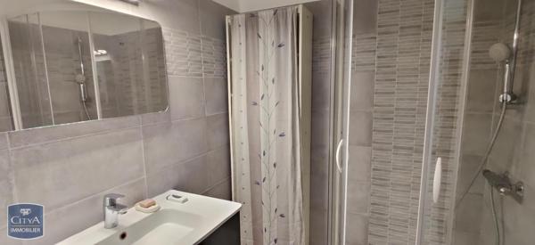 Appartement à louer 3 pièces 72m²