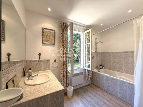 Propriété de caractère avec maison d’amis et parc clos à Ribérac