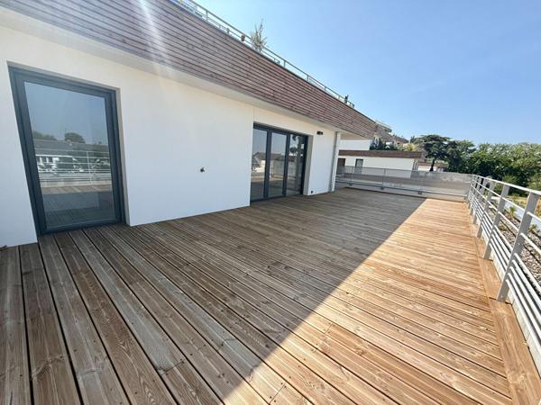 ANGERS DESJARDINS - T4 TERRASSE DOUBLE STATIONNEMENT