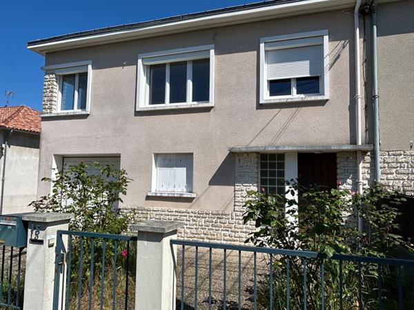 Mitoyenne 1 côté - 6 pièces - 102 m²