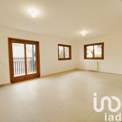 Appartement 4 pièces de 105 m² à Ambilly (74100)