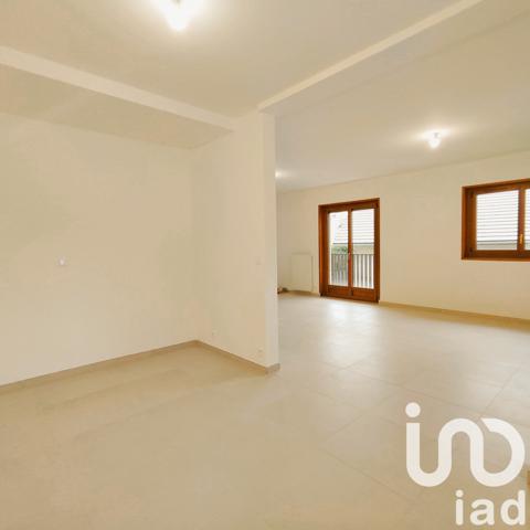 Appartement 4 pièces de 105 m² à Ambilly (74100)