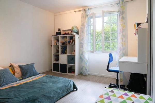 Maison contemporaine d’exception avec piscine – Élégance, confort et performance énergétique au cœur de Larressore