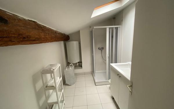 Appartement à vendre    3 pièces • 47,41 m2 Toulon