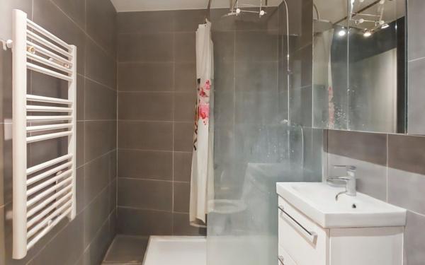 Maison à vendre    8 pièces • 131,95 m2 Saint-Denis