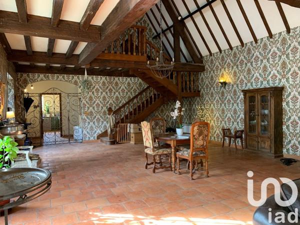 Maison traditionnelle 6 pièces de 278 m² à Lamonzie-Saint-Martin (24680)