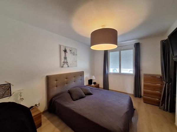 Propriété d'exception avec piscine et grande dépendance