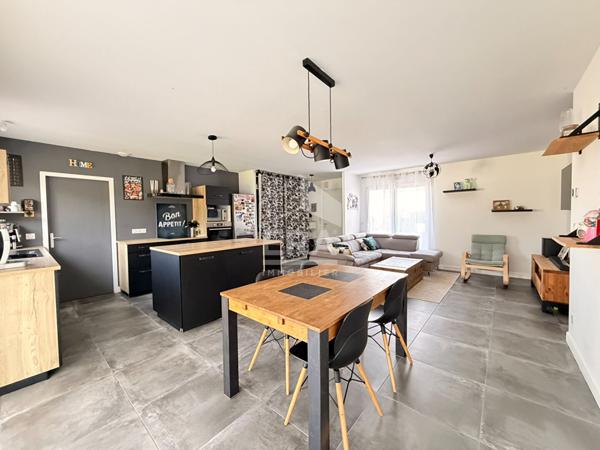 Maison neuve 4 pièces à vendre à Ferrières - 299 000 €