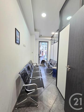 à vendre  142 m2 MARSEILLE - 13006