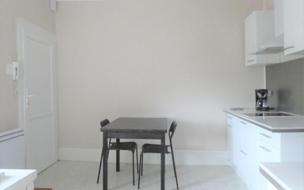 Appartement à louer    1 pièce •  Le Creusot