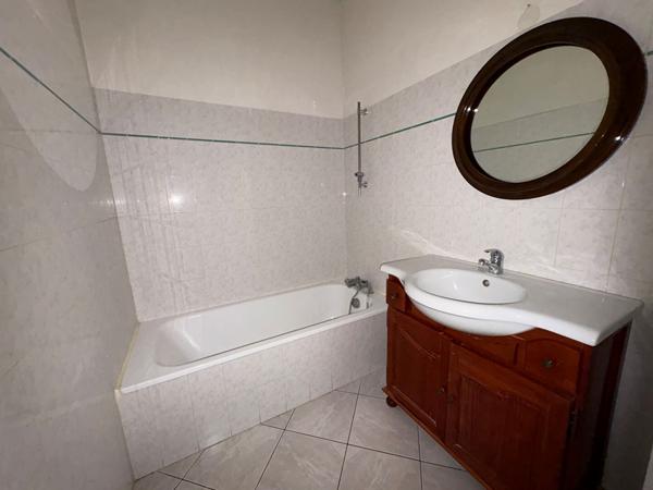 Appartement 3 pièces avec jardin, terrasse et parking : centre-ville d'Ozoir-la-Ferrière - OZOIR LA FERRIERE