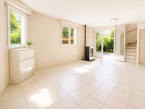 Maison familiale avec sous-sol total et fort potentiel - Pomponne