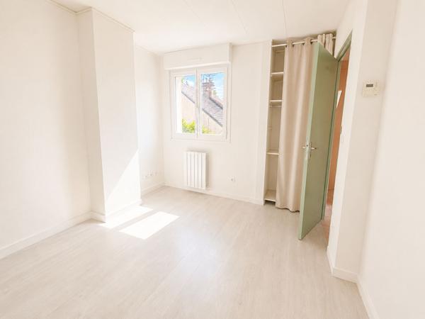 Maison familiale avec sous-sol total et fort potentiel - Pomponne