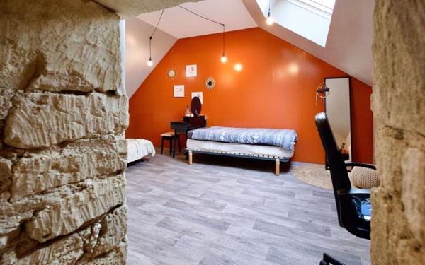 Maison à vendre    11 pièces •  Luc-sur-Mer