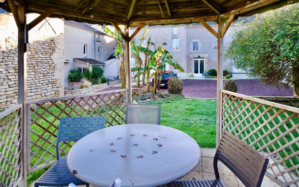 Maison à vendre    11 pièces •  Luc-sur-Mer