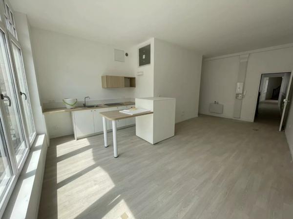 Location Appartement 2 pièces 44 m2 à Saint-Quentin